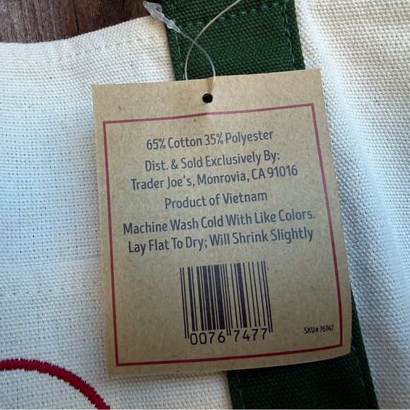 **NWT** Trader Joe's Canvas Tote Bag - Picture 6 of 13